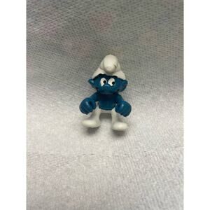Schleich Smurf PVC Figure Peyo 1980 Vintage riding/squatting